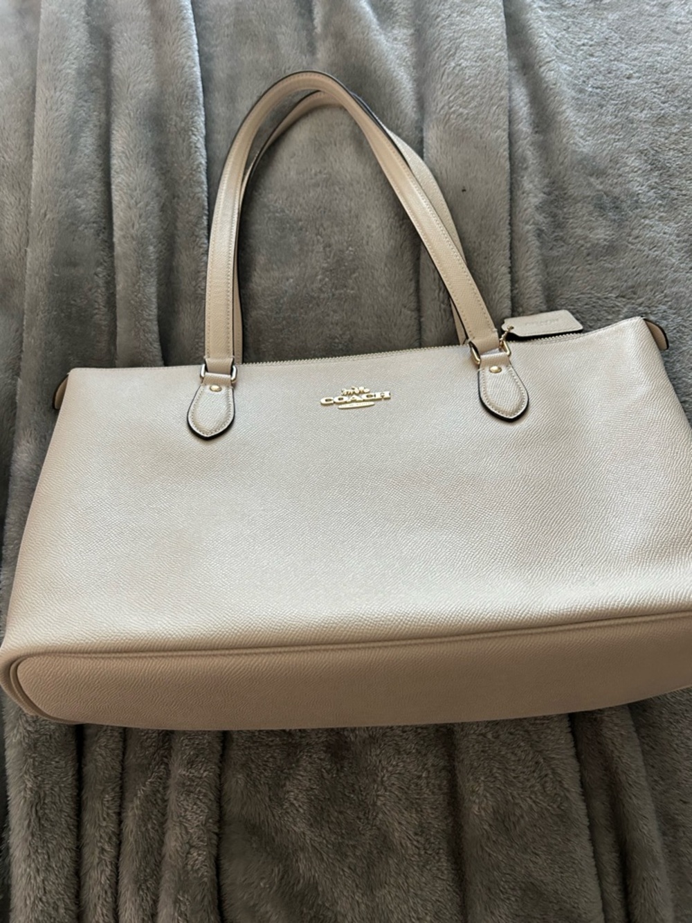 Coach White Leather Double-Handle Tote with Gold Hardware - Picture 6 of 6